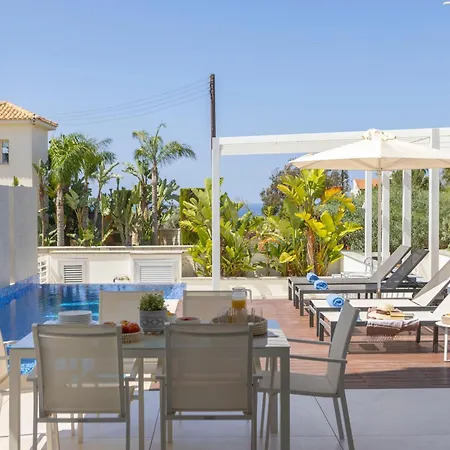 Azure Napa Hills * Ajía Nápa