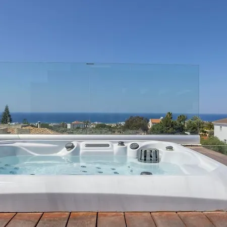 Villa Azure Napa Hills *