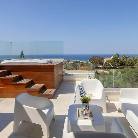 Villa Azure Napa Hills