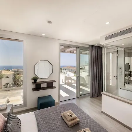 Villa Azure Napa Hills