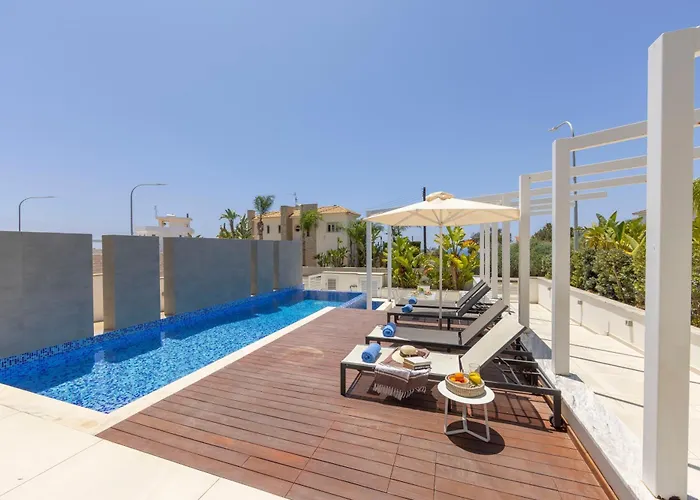 ヴィラ Azure Napa Hills アヤナパ