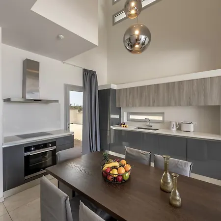 Вилла Azure Napa Hills *