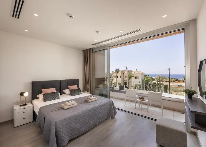 Azure Napa Hills أيا نابا